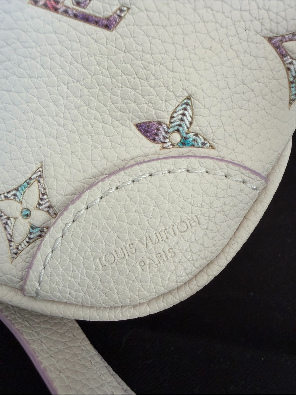 Nano White and Lavender Accented Leather Shoulder Bag - Picture 9 of 10